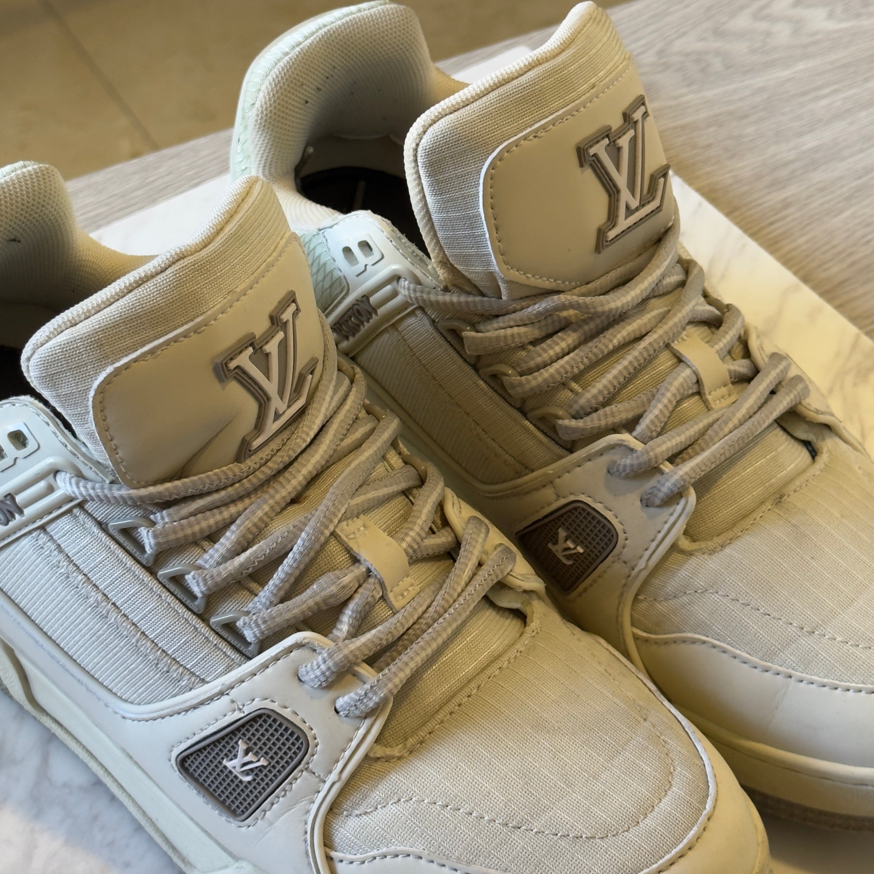 LOUIS VUITTON TRAINER SNEAKERS - Limited Edition (PreOwned)