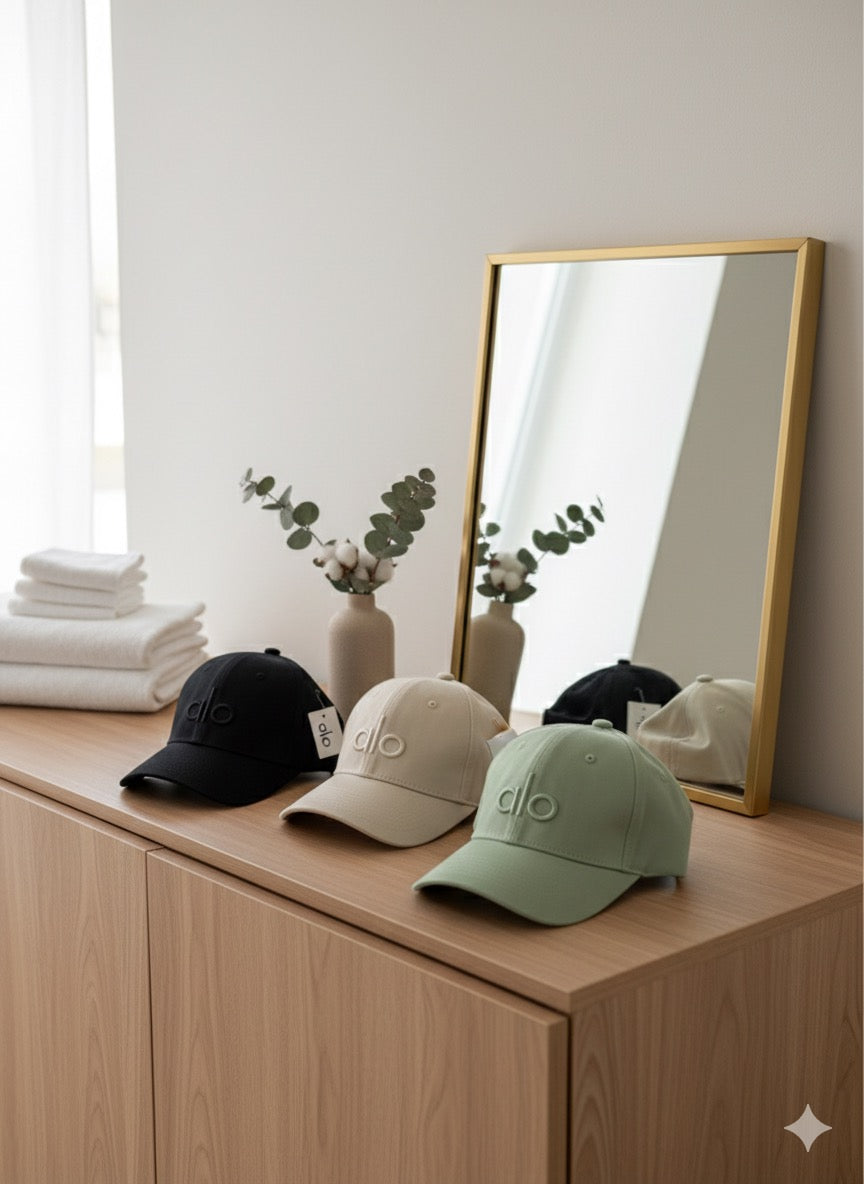 ALO YOGA - TRUCKER HAT